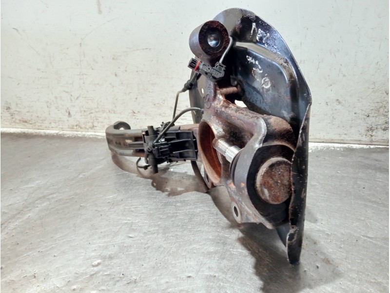 Recambio de mangueta delantera izquierda para mercedes clase m (w164) 320 cdi 4m edition 10 referencia OEM IAM 02060642  