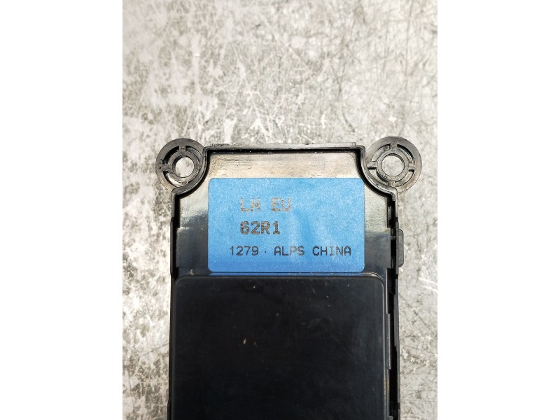 Recambio de mando elevalunas delantero izquierdo para suzuki ignis (/mf) referencia OEM IAM   5P