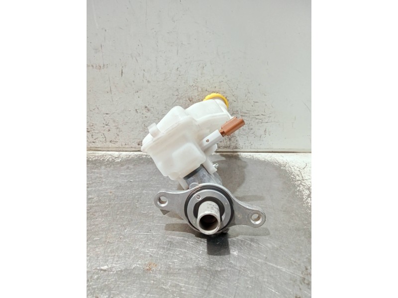 Recambio de bomba freno para citroen c4 cactus bluehdi 100 referencia OEM IAM 32069745  