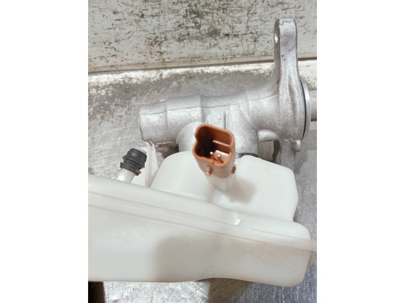 Recambio de bomba freno para citroen c4 cactus bluehdi 100 referencia OEM IAM 32069745  