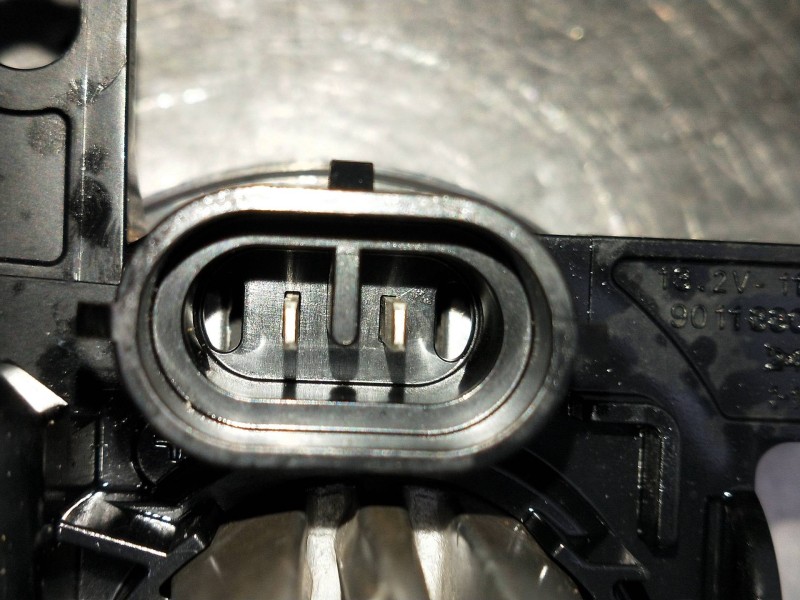 Recambio de faro antiniebla izquierdo para opel mokka gs line referencia OEM IAM 89251491 13497329 