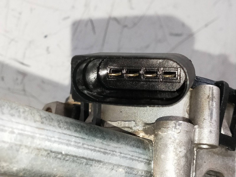 Recambio de motor limpia delantero para opel mokka gs line referencia OEM IAM 8537321921  