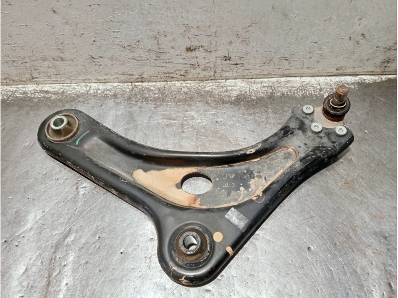 Recambio de brazo suspension inferior delantero izquierdo para citroen c4 cactus bluehdi 100 referencia OEM IAM   