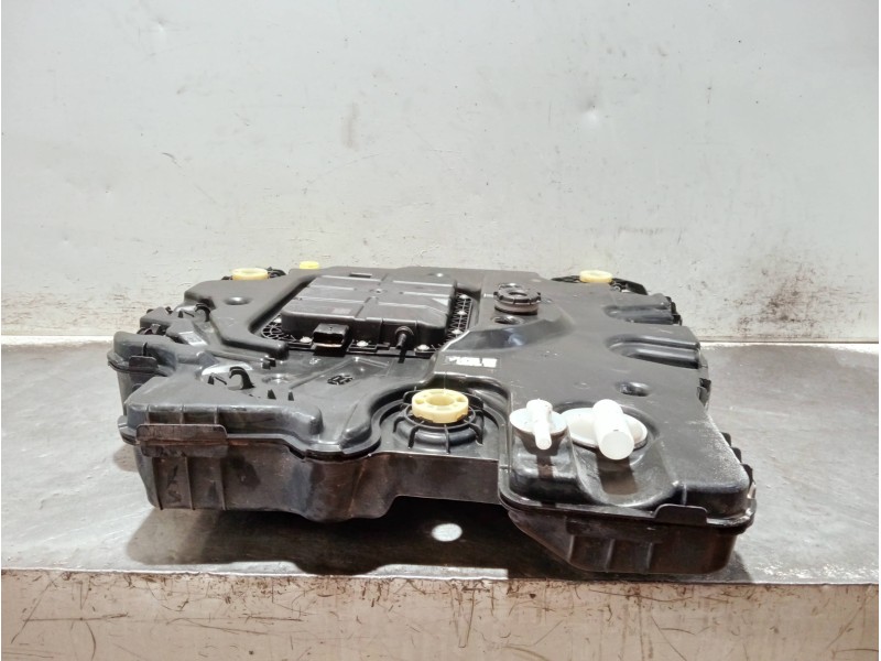 Recambio de deposito combustible para citroen c4 cactus bluehdi 100 referencia OEM IAM 9827948380 78662B ADBLUE