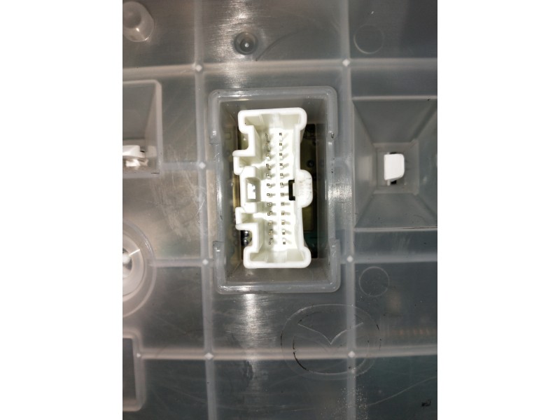 Recambio de cuadro instrumentos para mazda 3 lim. (bl) referencia OEM IAM BBM655430 YNS9H06 L6BBP8E