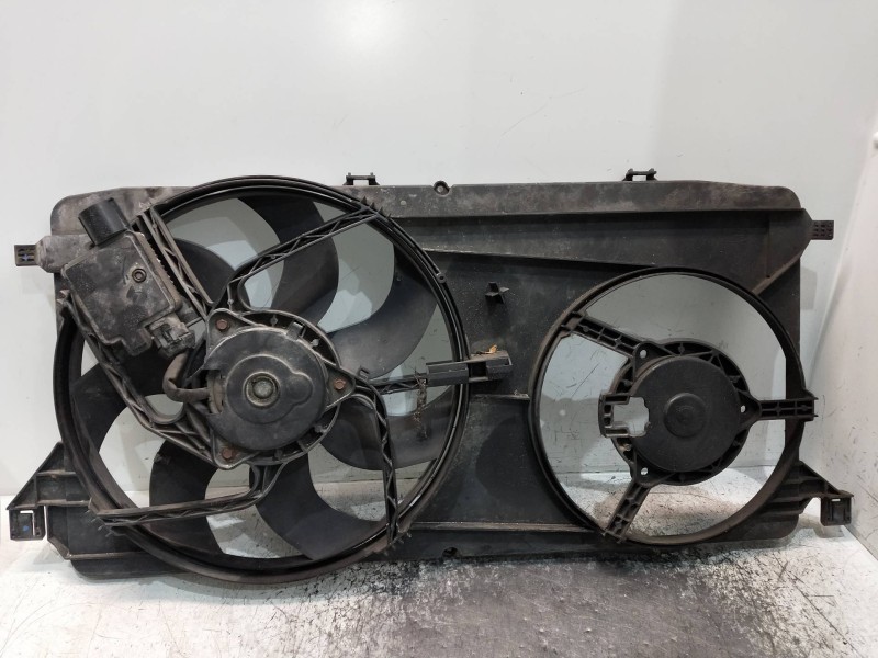 Recambio de electroventilador para ford transit caja cerrada ´06 referencia OEM IAM 8C118C607AB 8240570 
