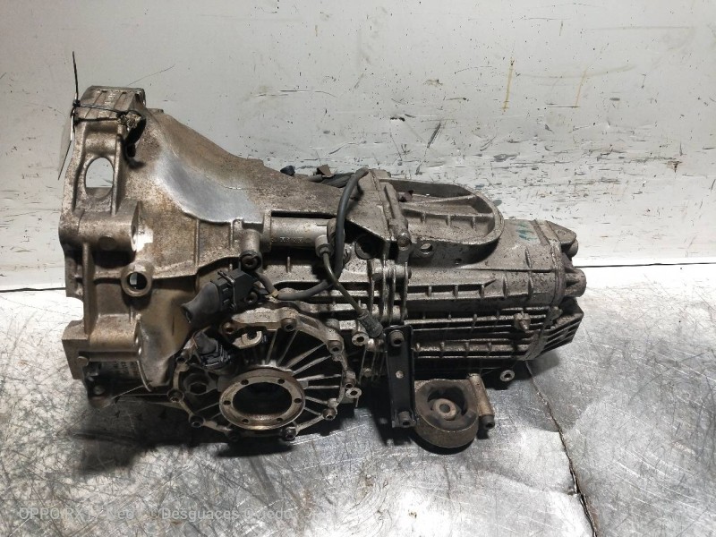 Recambio de caja cambios para audi 80 (811/813) referencia OEM IAM AKM 16126  Recambio de caja cambios para audi 80 (811/813) referencia OEM IAM AKM 16126