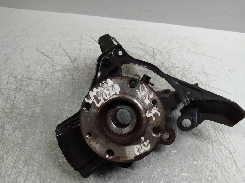 Recambio de mangueta delantera derecha para lancia lybra berlina 1.6 referencia OEM IAM   