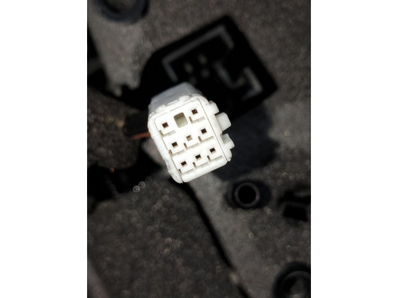 Recambio de retrovisor izquierdo para mazda 3 lim. (bl) referencia OEM IAM   ELÉCTRICO