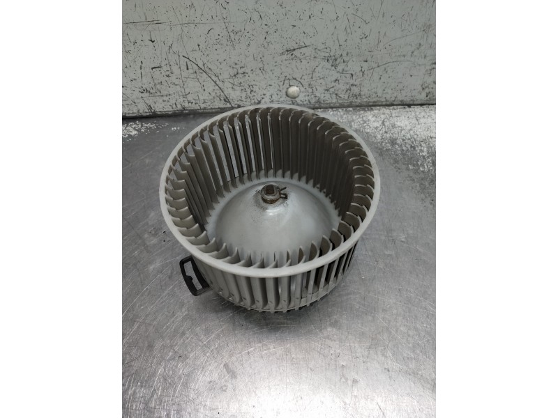 Recambio de motor calefaccion para mazda 3 lim. (bl) referencia OEM IAM 8727000860  