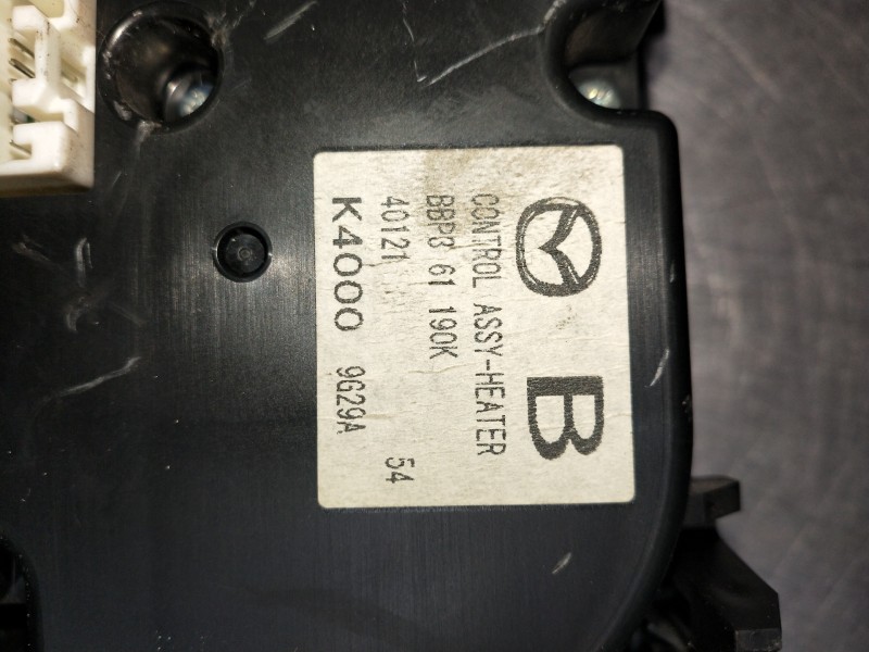 Recambio de mando calefaccion / aire acondicionado para mazda 3 lim. (bl) referencia OEM IAM BBP361190K K40009G9A 