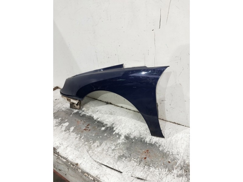 Recambio de aleta delantera izquierda para renault laguna (b56) 2.2 dt rxe referencia OEM IAM   