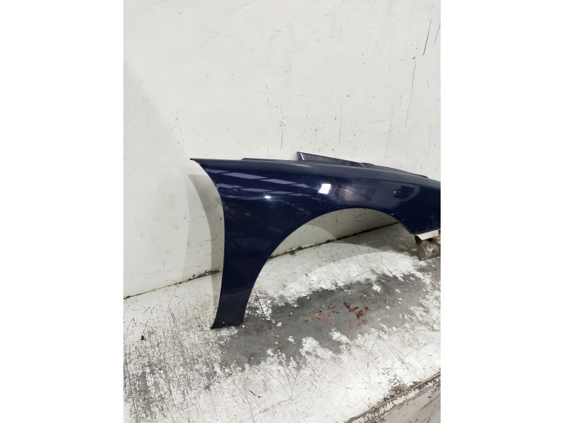 Recambio de aleta delantera derecha para renault laguna (b56) 2.2 dt rxe referencia OEM IAM   