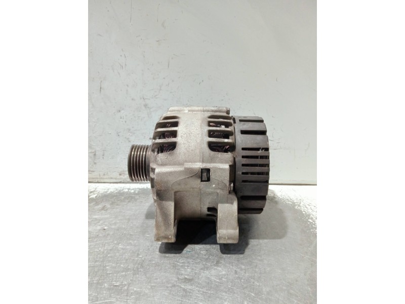 Recambio de alternador para peugeot 307 (s1) referencia OEM IAM 9642879780 2542491A SG10B023