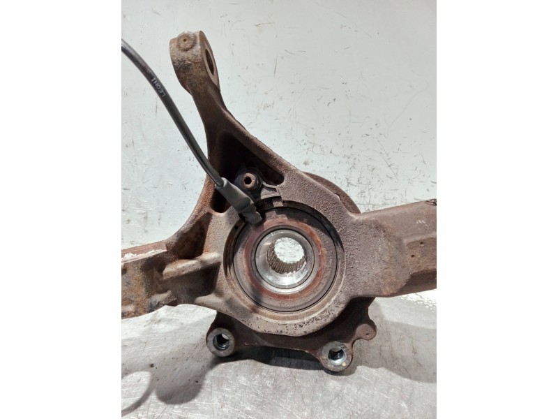 Recambio de mangueta delantera derecha para peugeot 307 (s1) referencia OEM IAM   