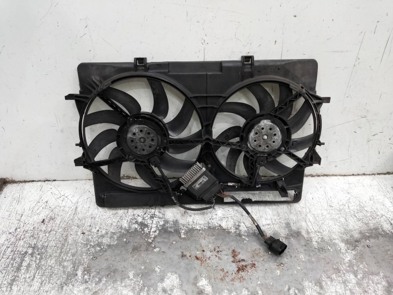Recambio de electroventilador para audi a4 ber. (b8) referencia OEM IAM 8K121003M  