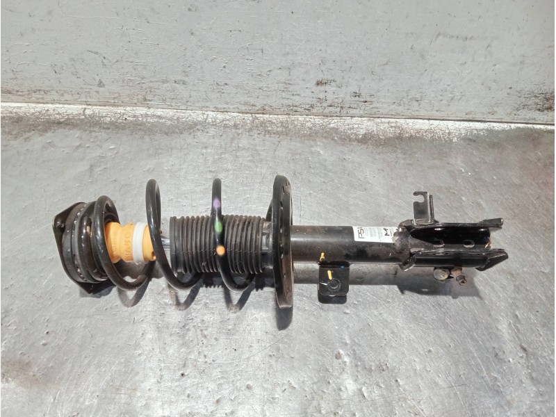 Recambio de amortiguador delantero izquierdo para peugeot 208 (p2) referencia OEM IAM 9831168380 ST32000779 