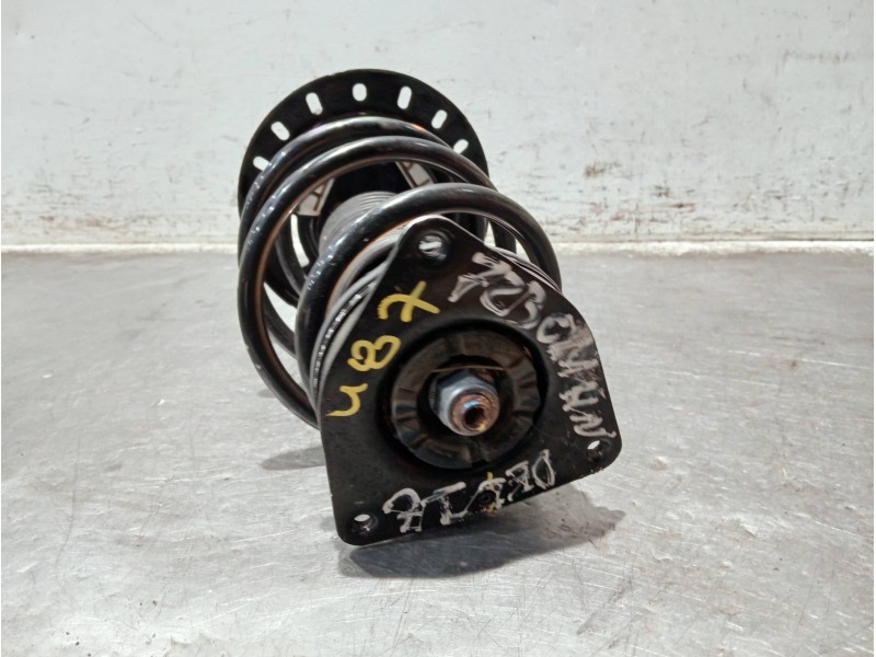 Recambio de amortiguador delantero izquierdo para peugeot 208 (p2) referencia OEM IAM 9831168380 ST32000779 