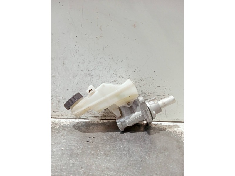 Recambio de bomba freno para toyota aygo referencia OEM IAM 0204782755 800976 