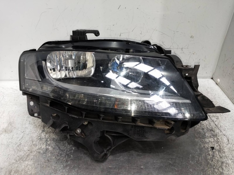 Recambio de faro derecho para audi a4 ber. (b8) referencia OEM IAM 8K0805608R 2002888R 1604073834
