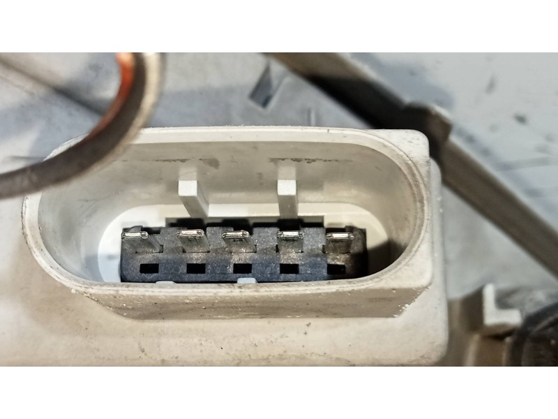 Recambio de faro izquierdo para mercedes vaneo (w414) furgoneta compacta 1.6 cat referencia OEM IAM A4148200061  