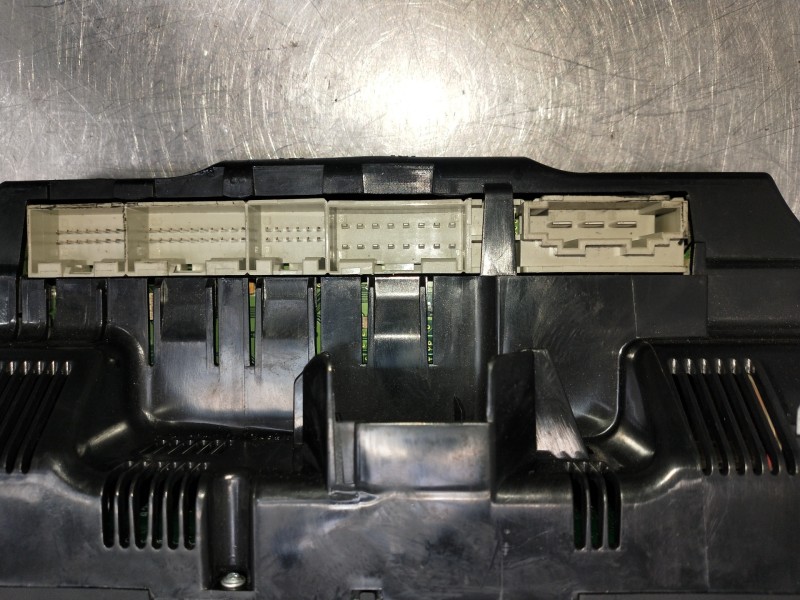 Recambio de mando calefaccion / aire acondicionado para audi a6 avant (4f5) referencia OEM IAM 4F1820043T 5HB00883438 SW4F091004