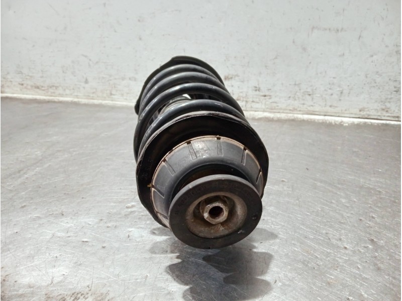 Recambio de amortiguador delantero izquierdo para toyota aygo referencia OEM IAM 485200H040 03081000796 