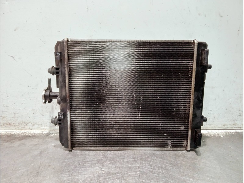 Recambio de radiador agua para toyota aygo referencia OEM IAM CZ4221753582  