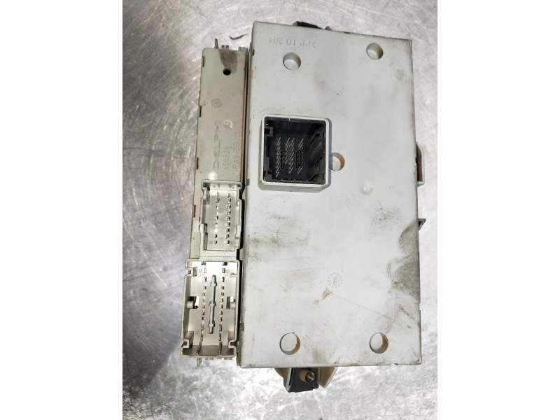 Recambio de caja reles / fusibles para fiat doblo cargo (223) 1.9 d referencia OEM IAM 51744898  