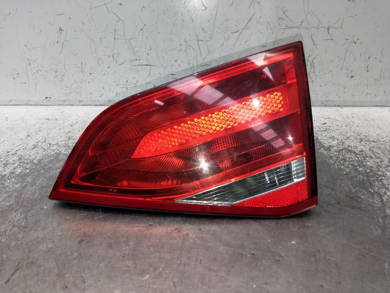 Recambio de piloto trasero derecho interior para audi a4 ber. (b8) referencia OEM IAM 8K5945094  