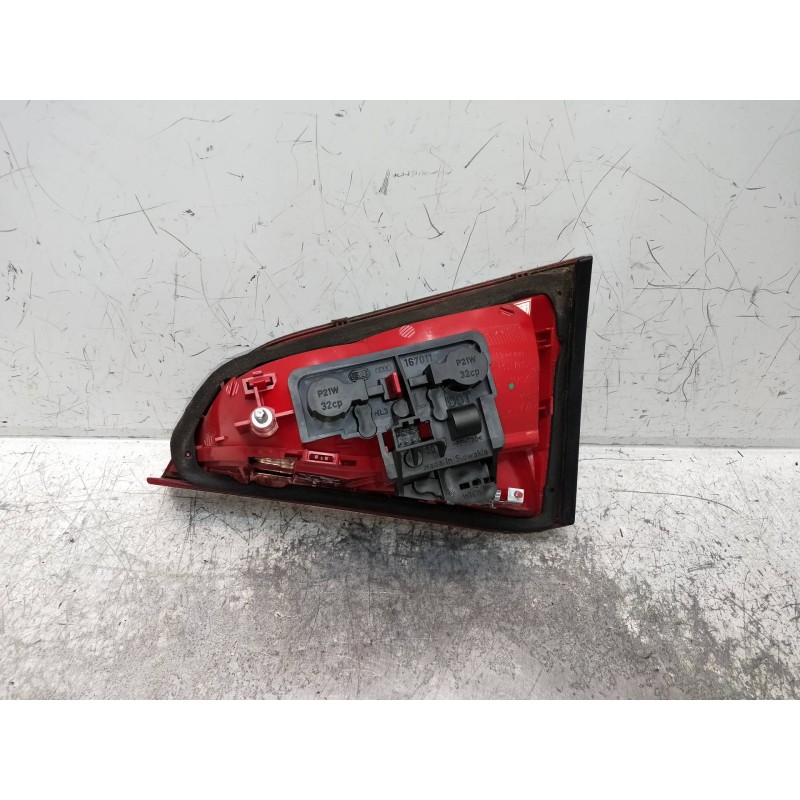 Recambio de piloto trasero izquierdo interior para audi a4 ber. (b8) referencia OEM IAM 8K5945093D  