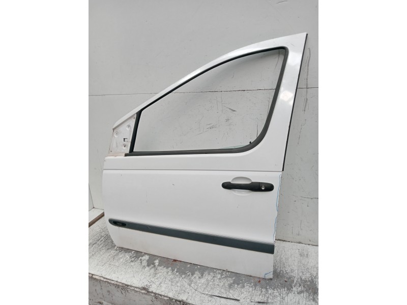 Recambio de puerta delantera izquierda para mercedes vaneo (w414) furgoneta compacta referencia OEM IAM  VER FOTOS 5P