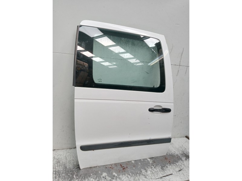 Recambio de puerta lateral corredera derecha para mercedes vaneo (w414) furgoneta compacta referencia OEM IAM  VER FOTOS 5P