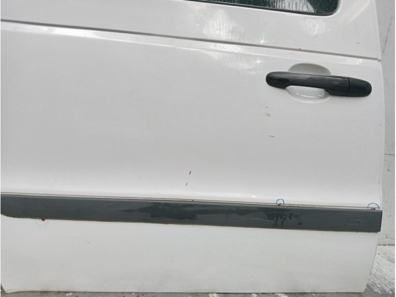 Recambio de puerta lateral corredera derecha para mercedes vaneo (w414) furgoneta compacta referencia OEM IAM  VER FOTOS 5P