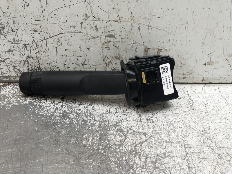 Recambio de mando limpia para chevrolet aveo berlina hatchback ls referencia OEM IAM 95468057 2306SD01 143621