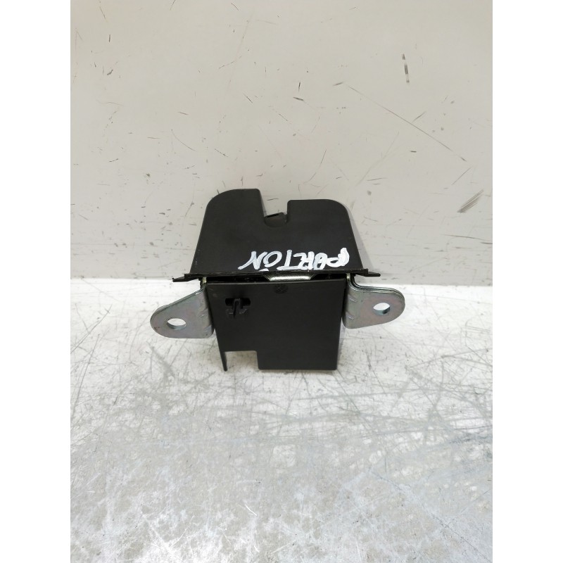 Recambio de motor cierre centralizado porton para audi a1 sportback (gba) referencia OEM IAM 131745 A102523 2G6827505B 5P