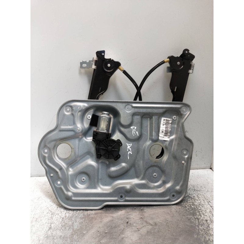 Recambio de elevalunas delantero derecho para nissan qashqai (j10) referencia OEM IAM N80770JD00A  5P