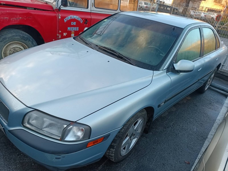 volvo s80 berlina del año 1999
