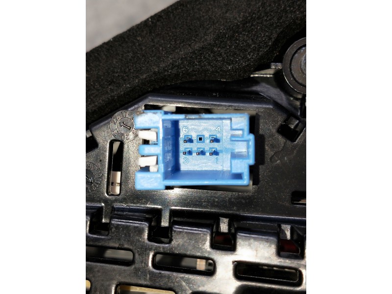 Recambio de piloto trasero derecho interior para audi a1 sportback (gba) referencia OEM IAM 82A945094B 28990001 2899000100