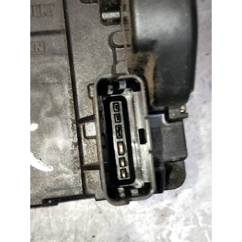 Recambio de motor cierre centralizado delantero derecho para nissan qashqai (j10) referencia OEM IAM   5P