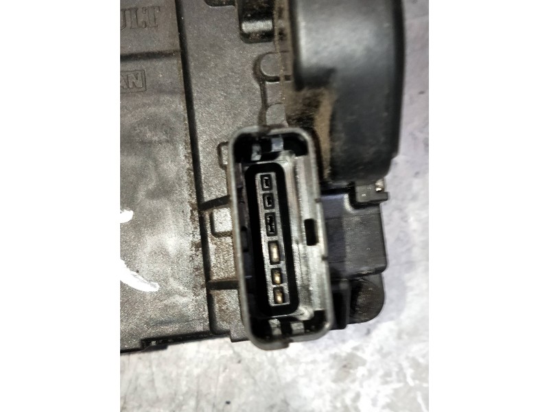 Recambio de motor cierre centralizado delantero derecho para nissan qashqai (j10) referencia OEM IAM   5P