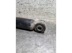 Recambio de amortiguador trasero izquierdo para renault zoe referencia OEM IAM 562108289R   2