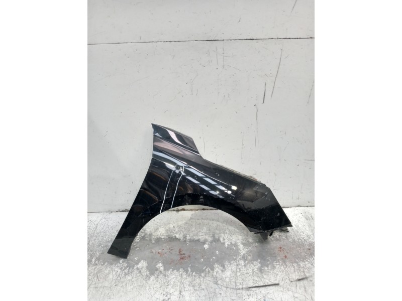 Recambio de aleta delantera derecha para toyota avensis berlina (t25) 2.0 d4-d executive berlina (5-ptas.) referencia OEM IAM  V