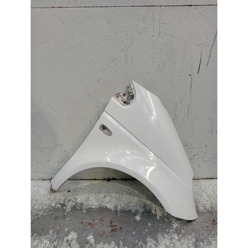 Recambio de aleta delantera derecha para mercedes vaneo (w414) furgoneta compacta referencia OEM IAM  VER FOTOS 