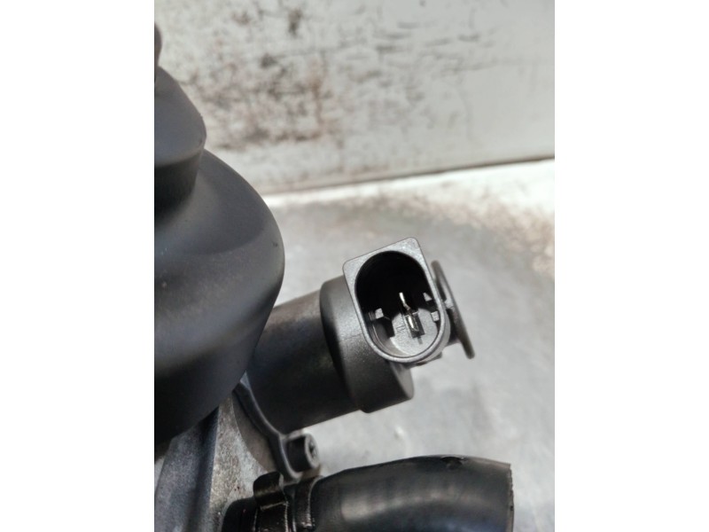 Recambio de bomba inyeccion para audi a4 ber. (b8) referencia OEM IAM 03L130755 0445010507 BOSCH