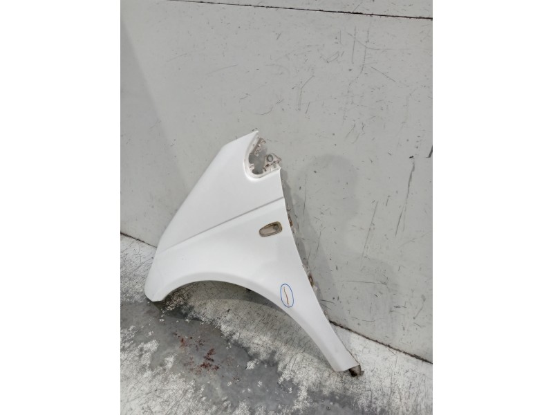 Recambio de aleta delantera izquierda para mercedes vaneo (w414) furgoneta compacta referencia OEM IAM  VER FOTOS 