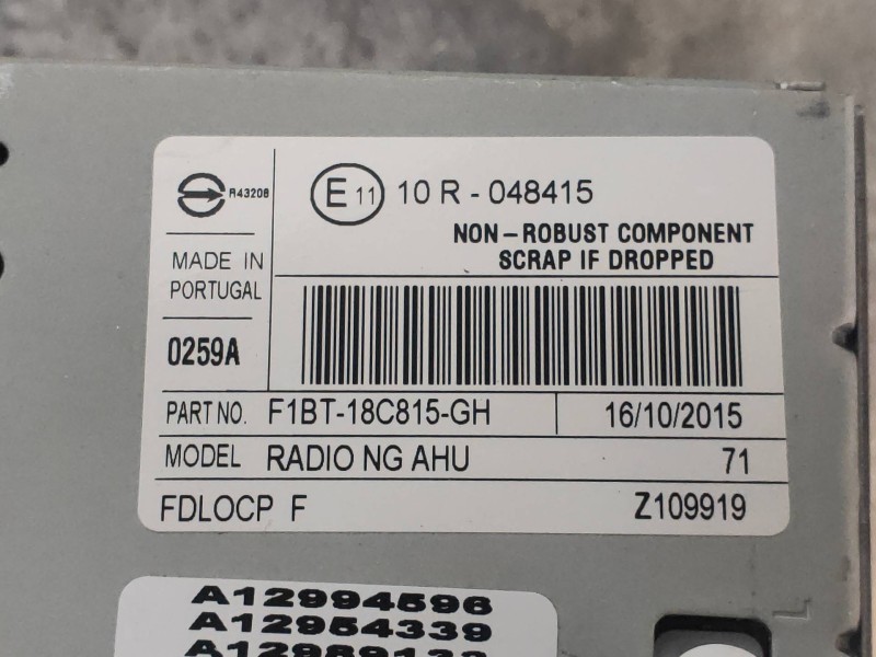 Recambio de sistema audio / radio cd para ford tourneo courier (c4a) ambiente referencia OEM IAM F1BT18C815GH  