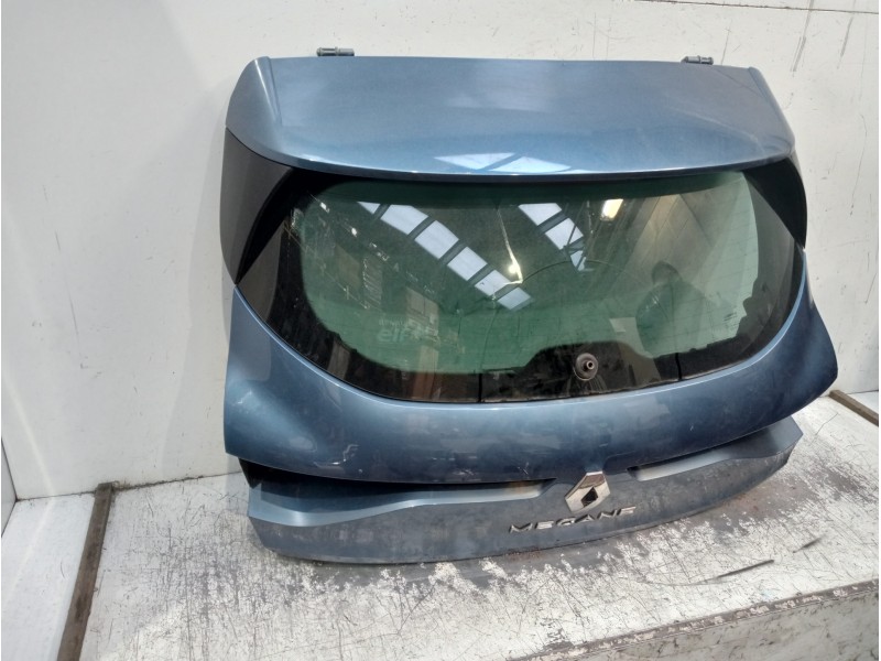 Recambio de porton trasero para renault megane iv berlina 5p referencia OEM IAM   5P