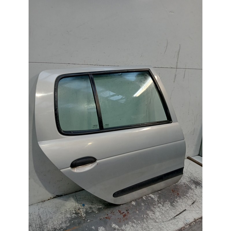 Recambio de puerta trasera derecha para renault megane i fase 2 gandtour (ka..) referencia OEM IAM   5P