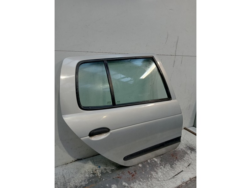 Recambio de puerta trasera derecha para renault megane i fase 2 gandtour (ka..) referencia OEM IAM   5P